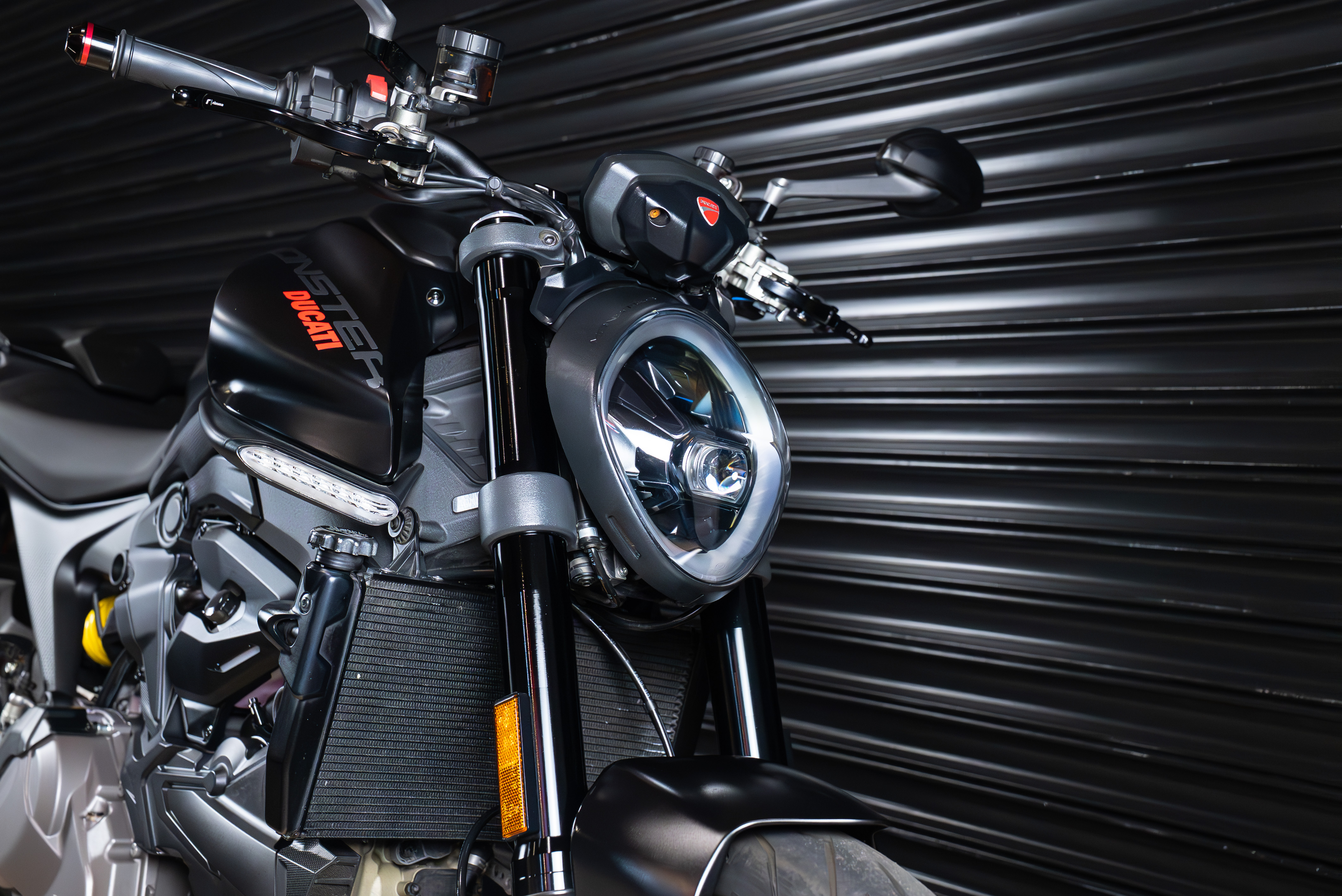 2022 Ducati Monster 937 Plus 2022 Ducati Monster 937 Plus