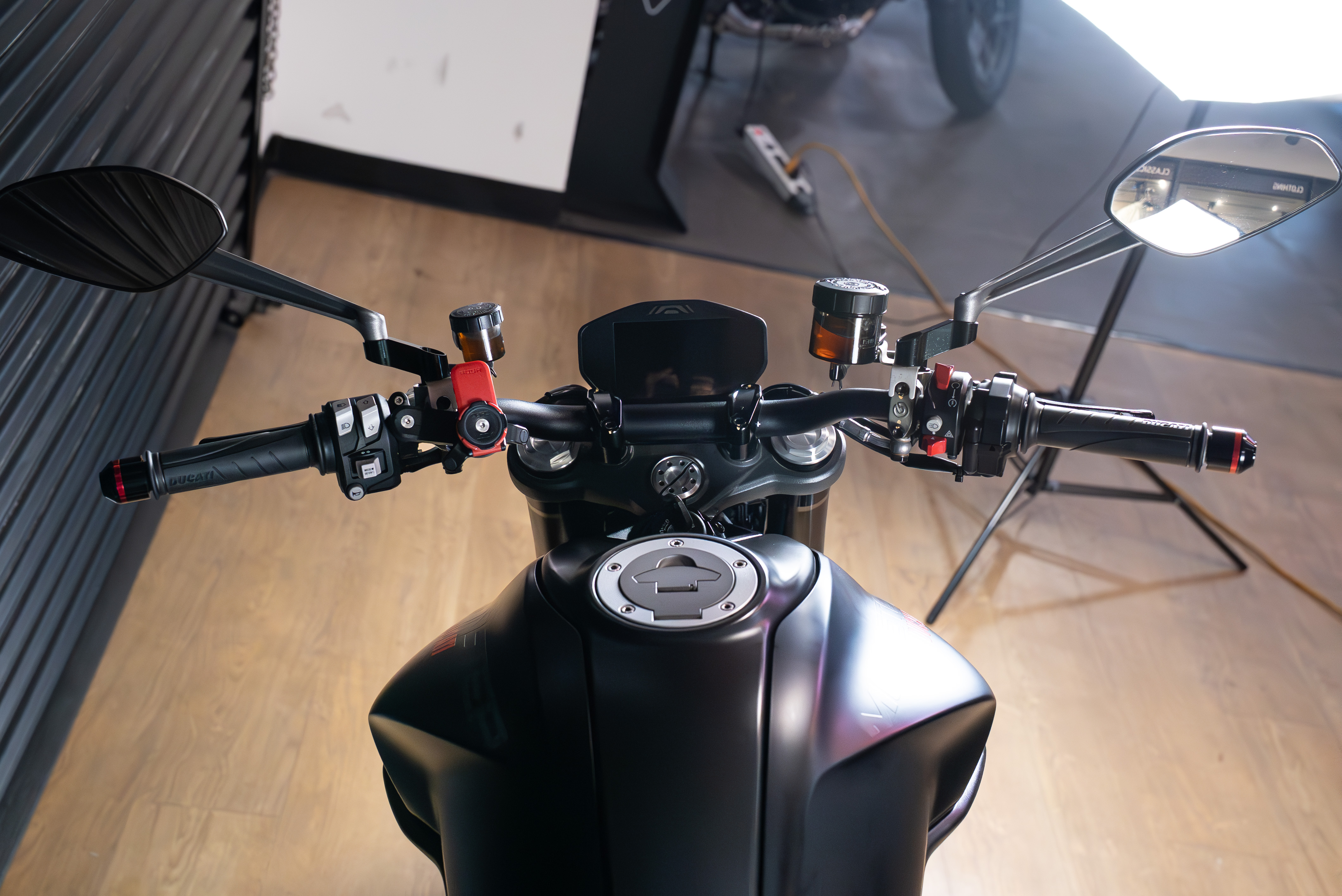 2022 Ducati Monster 937 Plus 2022 Ducati Monster 937 Plus