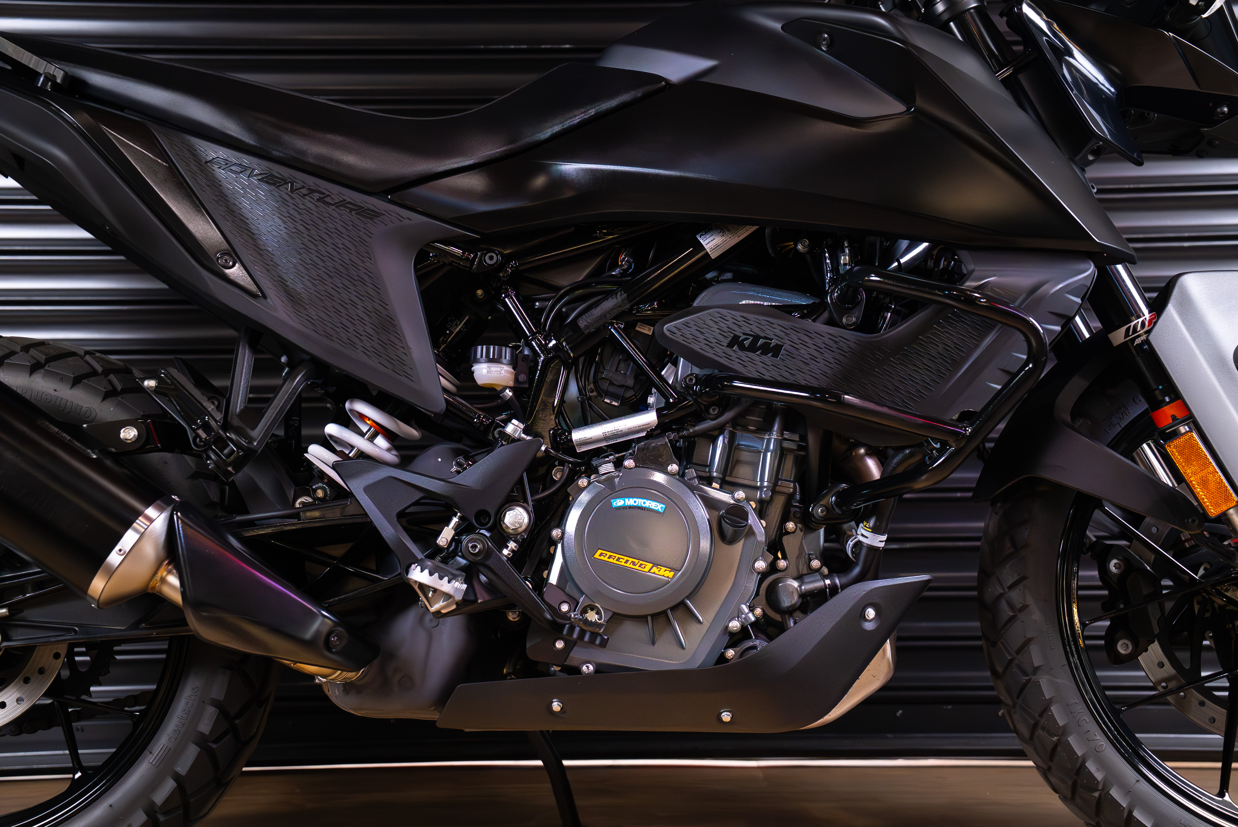 2020 KTM Duke 390 Adventure 2020 KTM Duke 390 Adventure