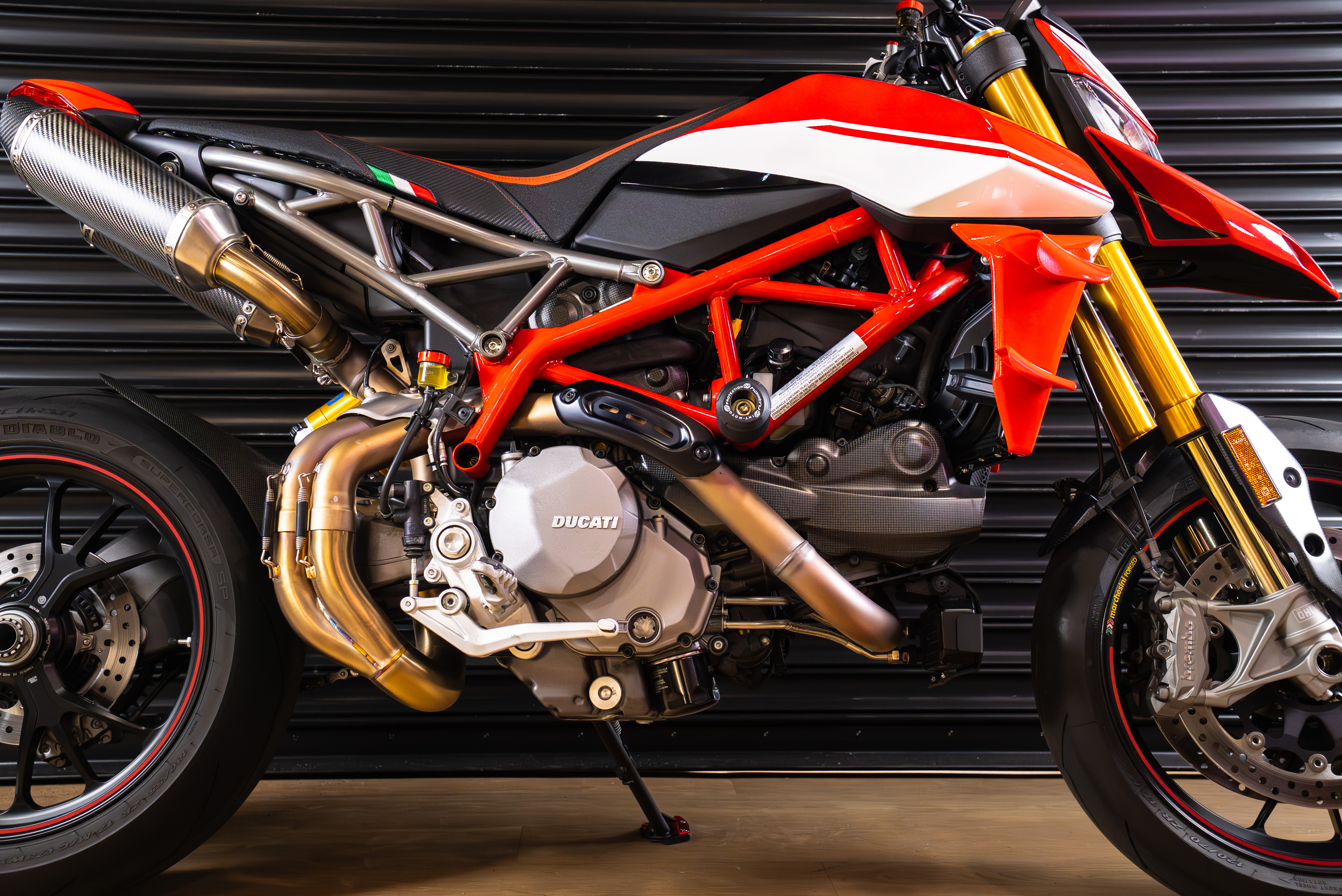 2021 Ducati Hypermotard 950 SP 2021 Ducati Hypermotard 950 SP