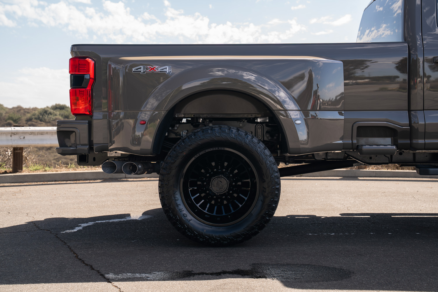 2026 Ford Super Duty F-450 Lariat Crew Cab Long Bed 2026 Ford Super Duty F-450 Lariat Crew Cab Long Bed