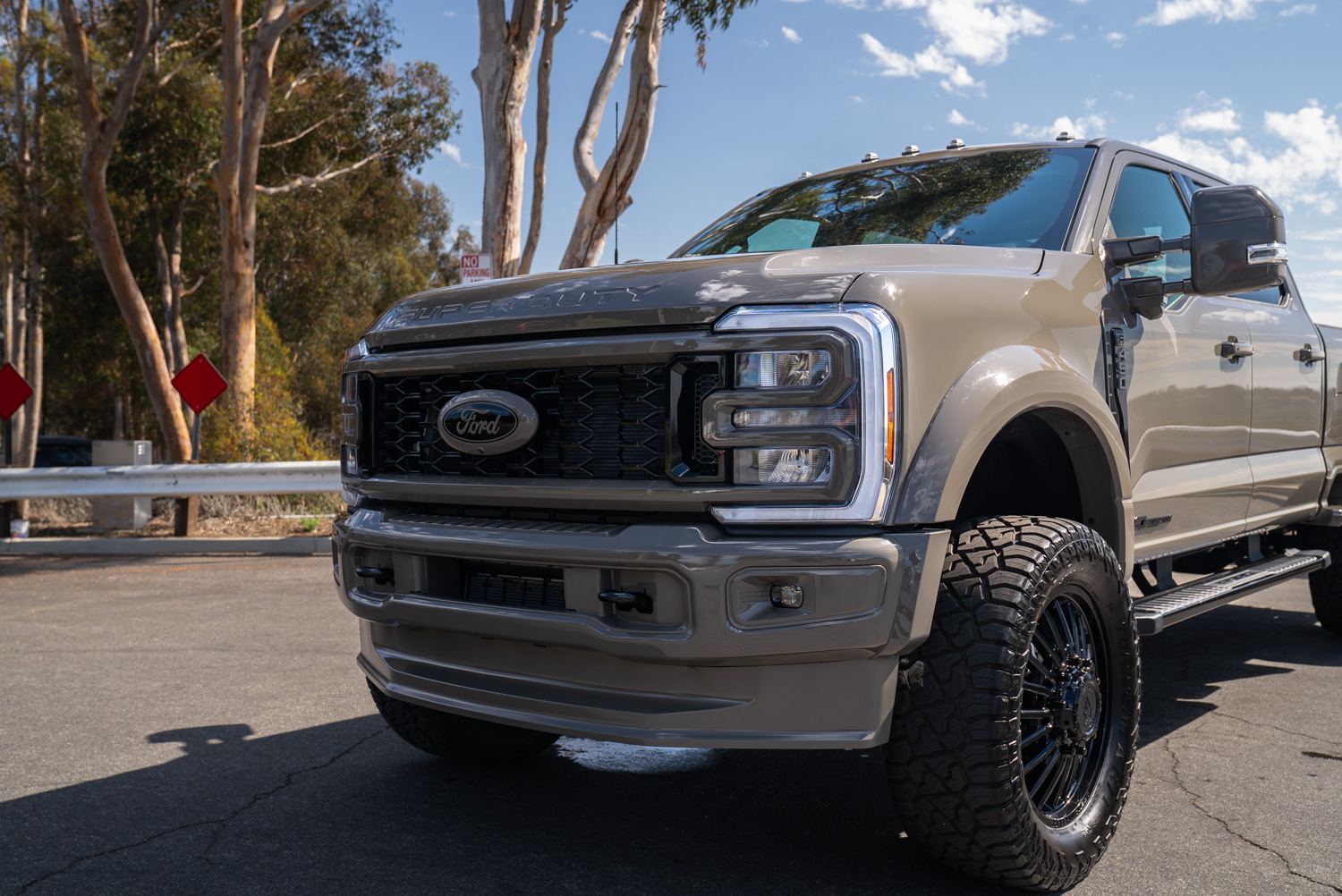 2026 Ford Super Duty F-450 Lariat Crew Cab Long Bed 2026 Ford Super Duty F-450 Lariat Crew Cab Long Bed