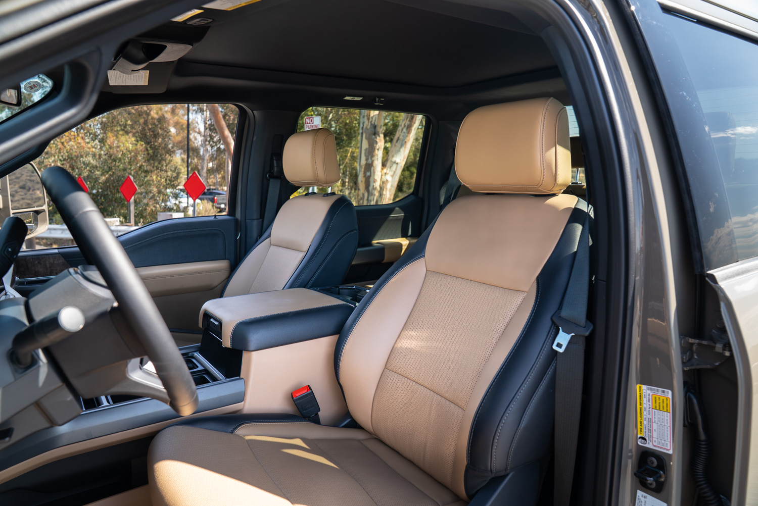 2026 Ford Super Duty F-450 Lariat Crew Cab Long Bed 2026 Ford Super Duty F-450 Lariat Crew Cab Long Bed