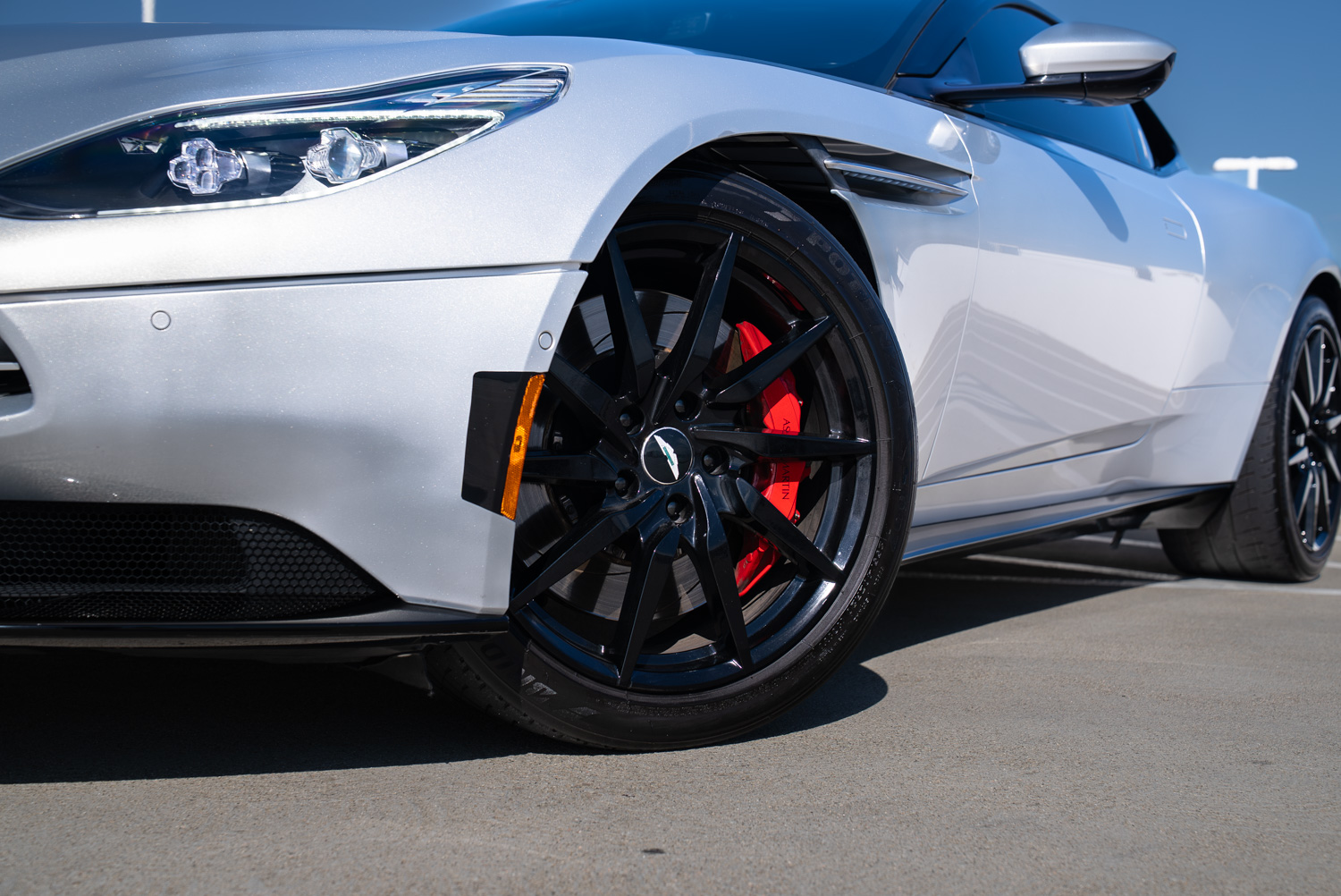 2018 Aston Martin DB11 V12 2018 Aston Martin DB11 V12