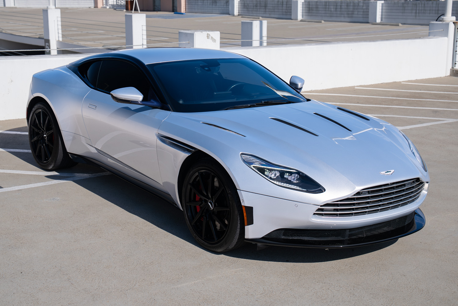 2018 Aston Martin DB11 V12 2018 Aston Martin DB11 V12