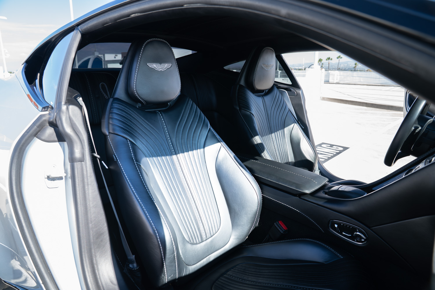 2018 Aston Martin DB11 V12 2018 Aston Martin DB11 V12