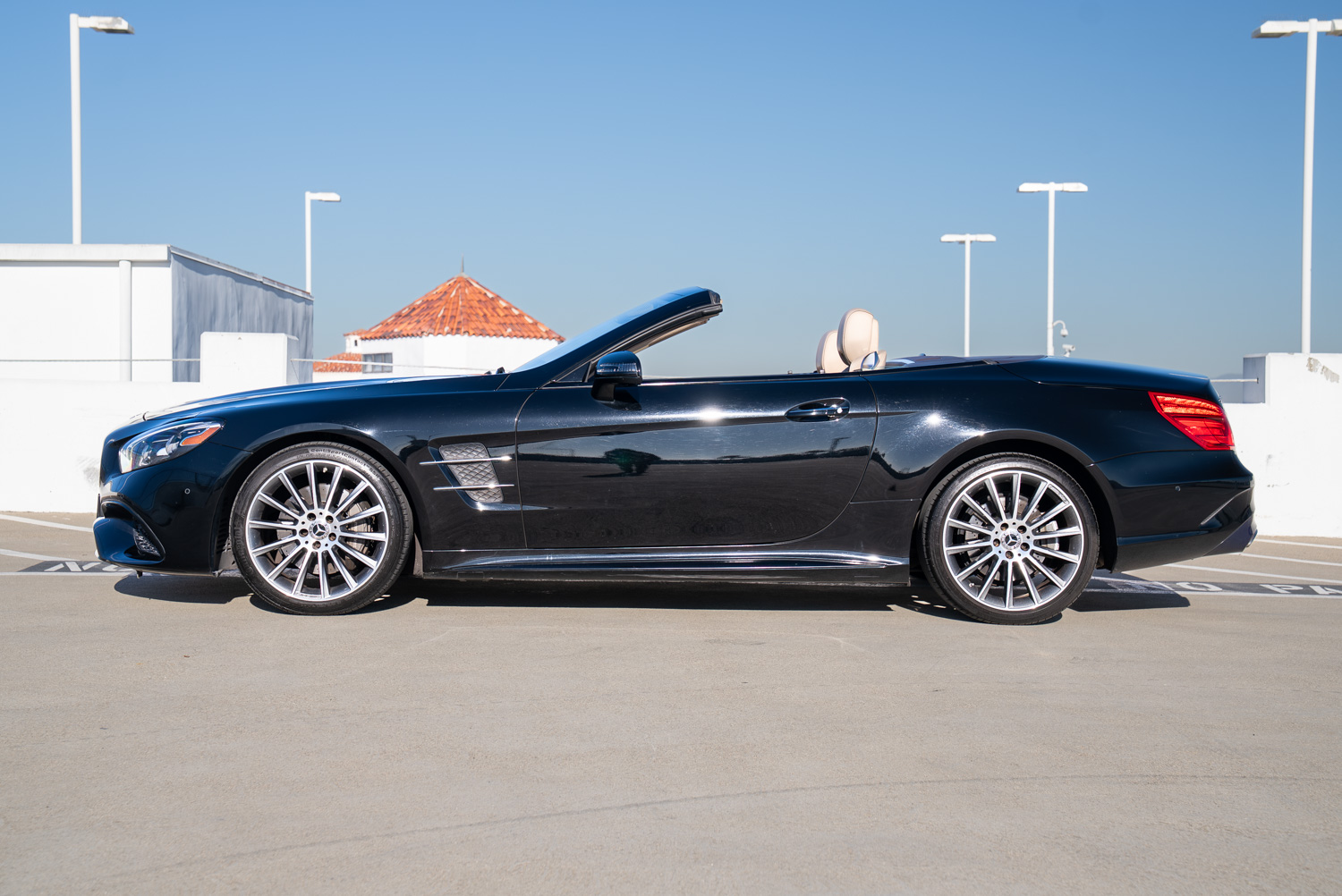 2017 Mercedes-Benz SL550 2017 Mercedes-Benz SL550