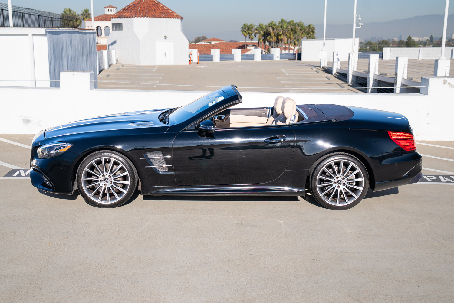 2017 Mercedes-Benz SL550 2017 Mercedes-Benz SL550