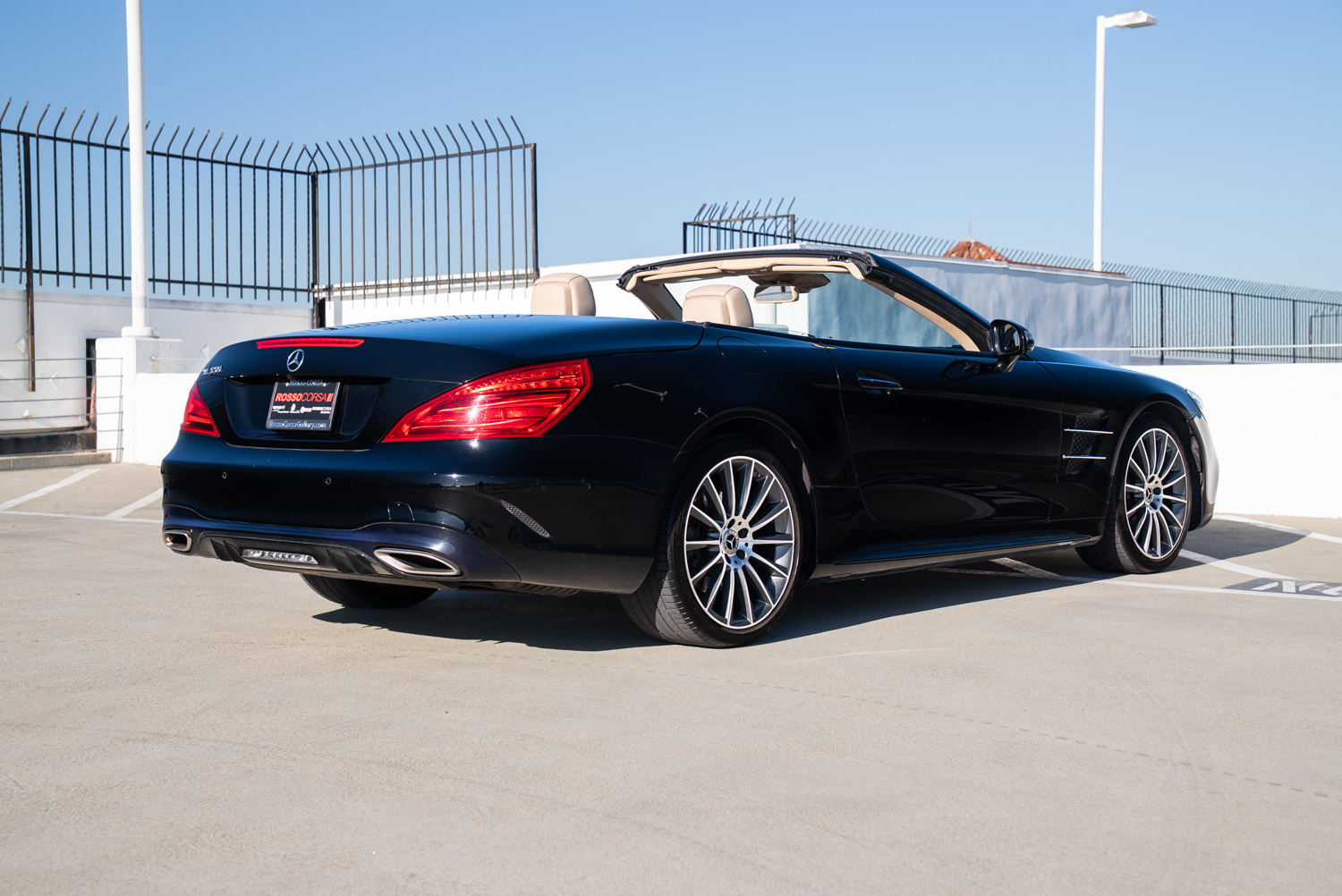 2017 Mercedes-Benz SL550 2017 Mercedes-Benz SL550