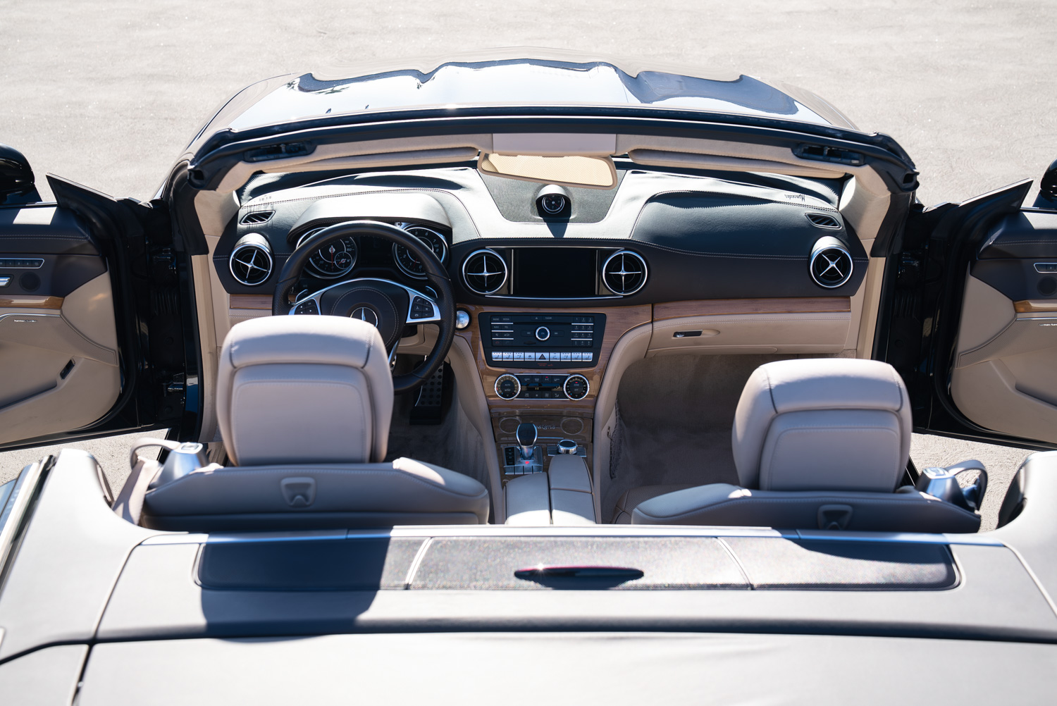 2017 Mercedes-Benz SL550 2017 Mercedes-Benz SL550