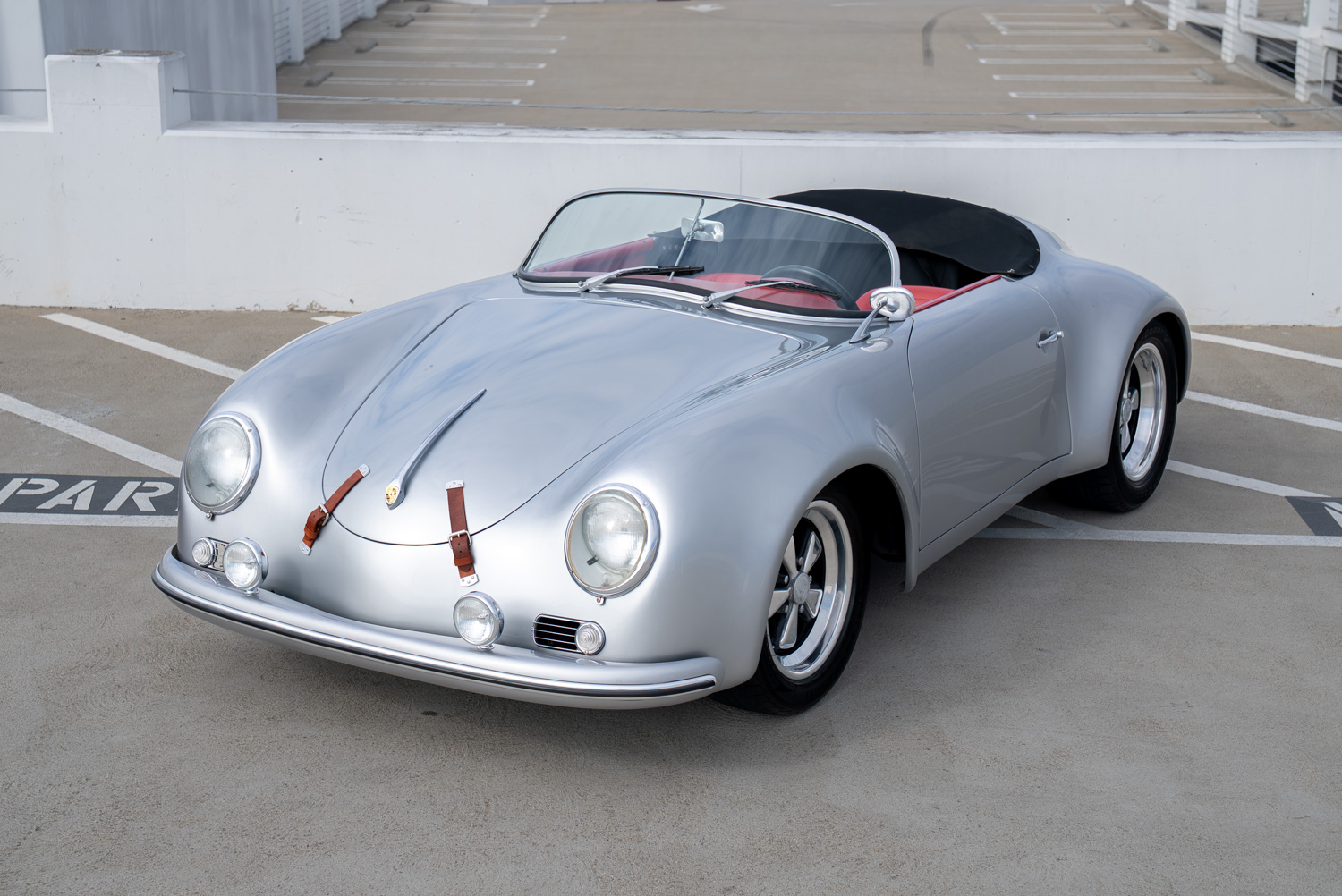 1957 Porsche 356 Speedster Replica CUSTOM FLARED 1957 Porsche 356 Speedster Replica CUSTOM FLARED