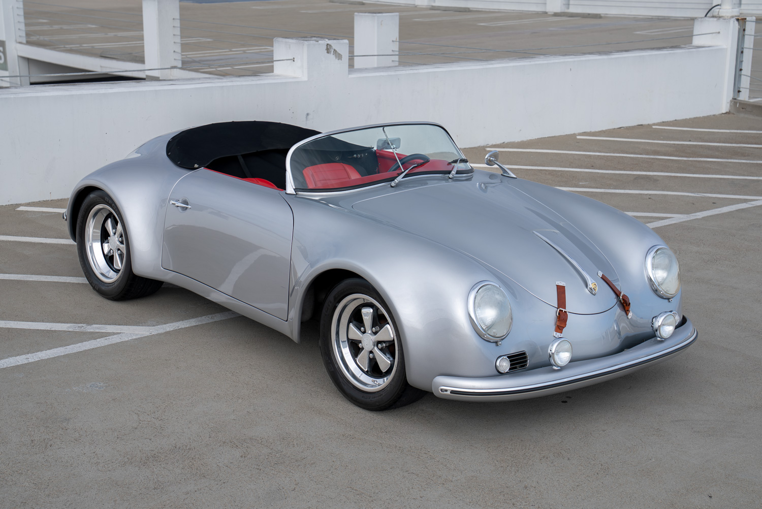 1957 Porsche 356 Speedster Replica CUSTOM FLARED 1957 Porsche 356 Speedster Replica CUSTOM FLARED