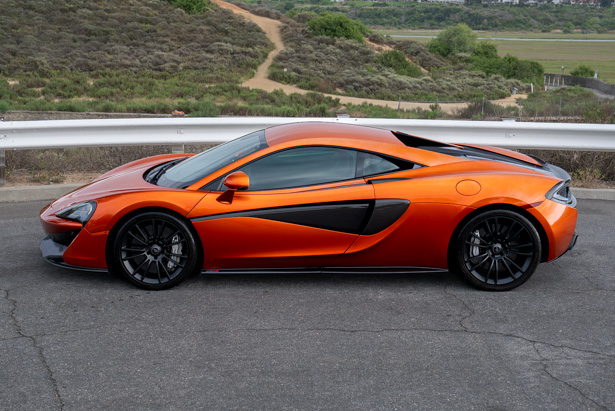 2016 McLaren 570S Coupe 2016 McLaren 570S Coupe