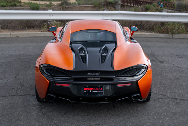 2016 McLaren 570S Coupe 2016 McLaren 570S Coupe