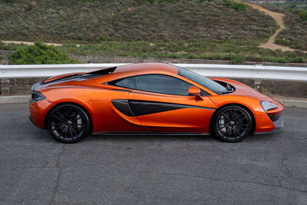 2016 McLaren 570S Coupe 2016 McLaren 570S Coupe