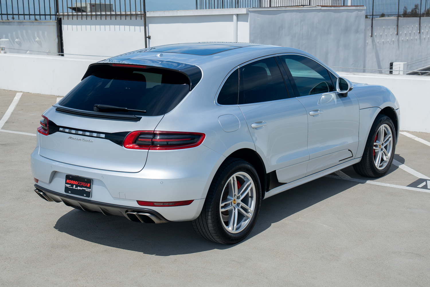 2015 Porsche Macan Turbo 2015 Porsche Macan Turbo