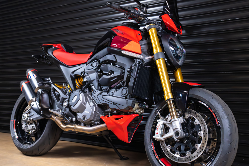 2024 Ducati Monster SP